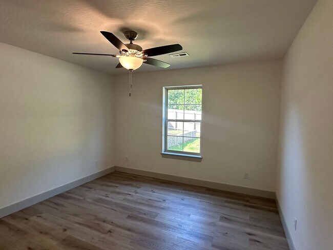 Building Photo - Now LEASING in Summit Pass! Available May 18, 2026!