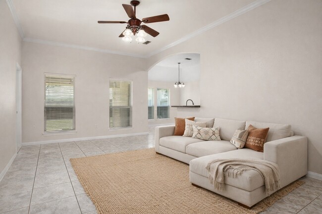 Building Photo - 3727 Clover Meadows St