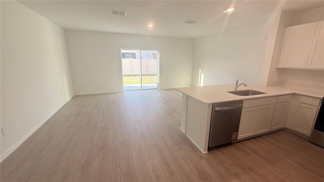 Building Photo - 17209 English Chestnut Wy