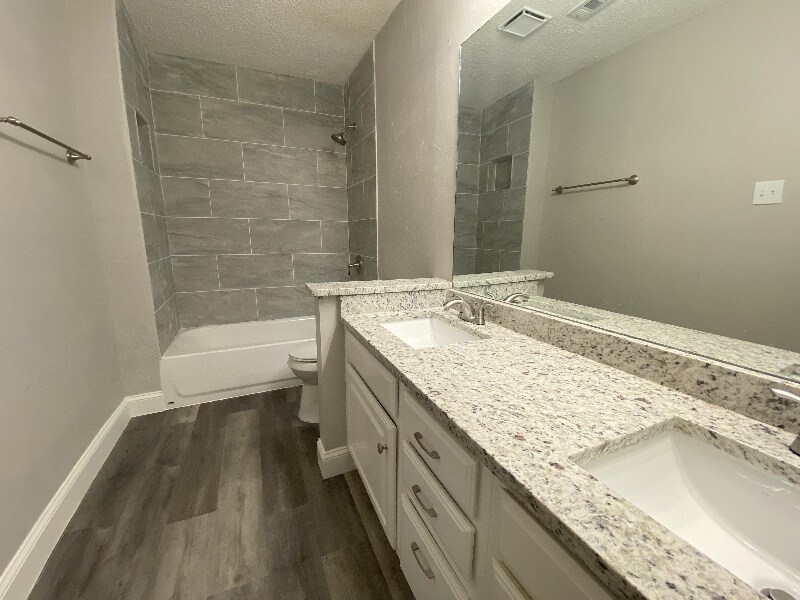 Building Photo - 1310 Harwell Dr