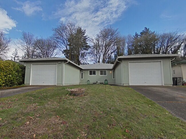 Primary Photo - 3 Bedroom Duplex ~ South Corvallis ~ Pet F...