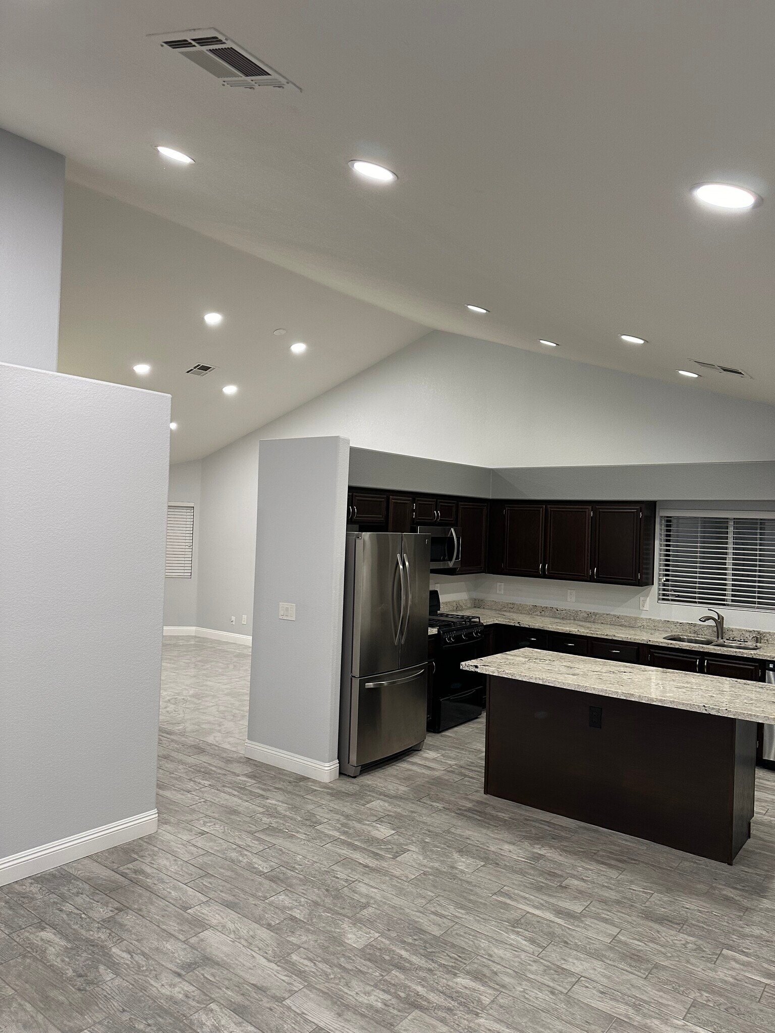 Building Photo - 3552 Kahala Bay Ln