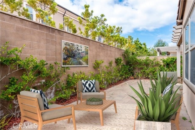 Building Photo - 64 Ashdale