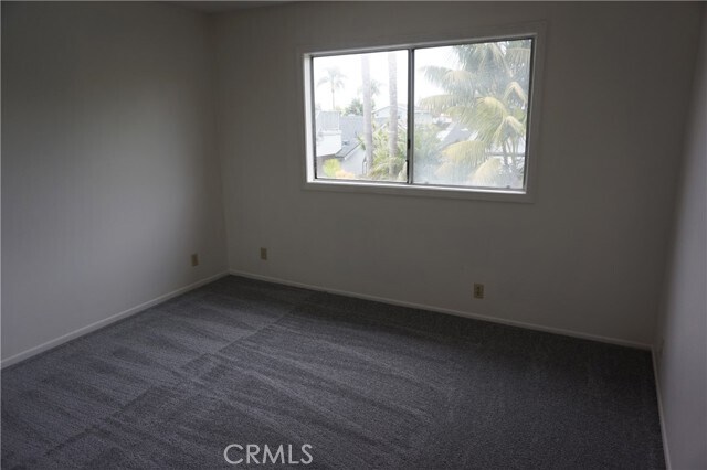 Building Photo - 9281 Woodcrest Dr
