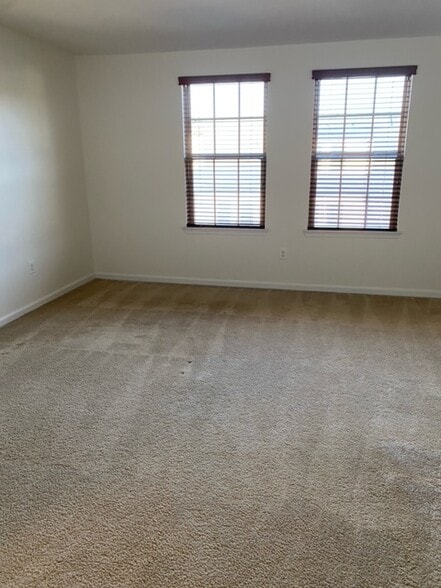 Primary bed - 7883 Patterson Way