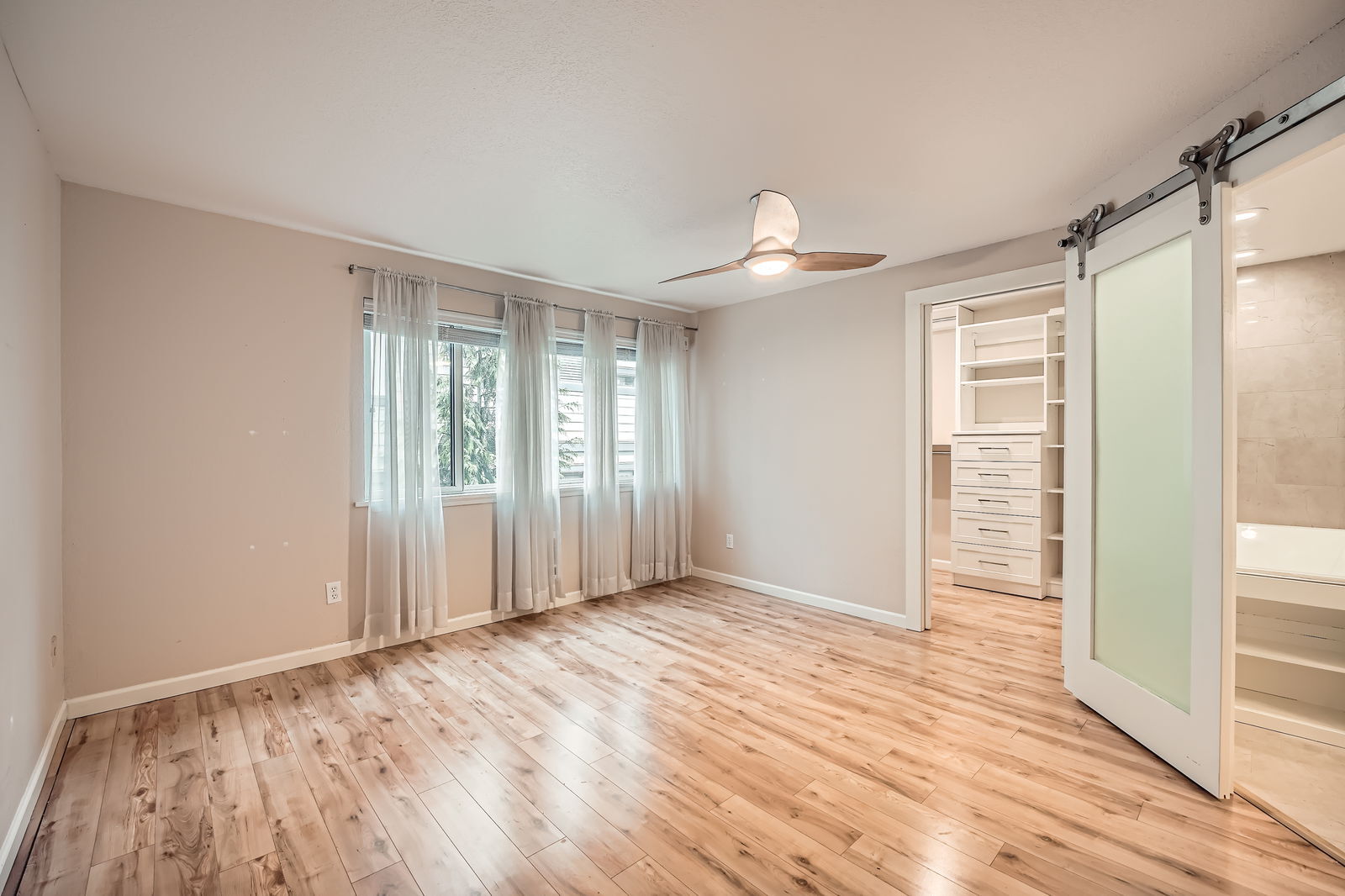 Master Bedroom - 2940 76th Ave SE