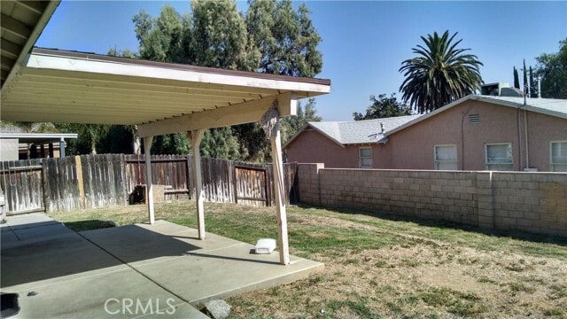 Building Photo - 911 W Hill Dr