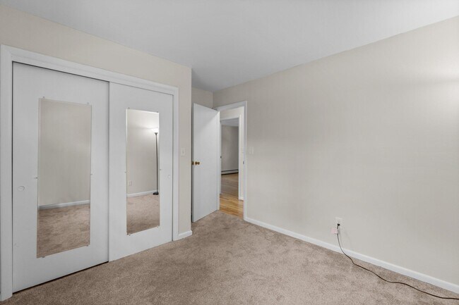 Building Photo - 2107 Don Ave