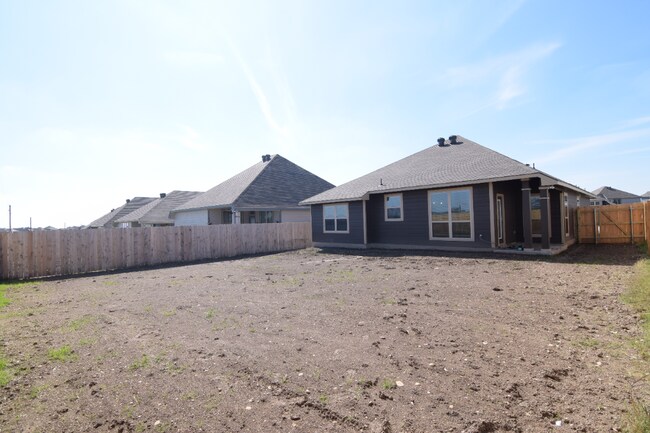Building Photo - 1923 Ashburn Dr