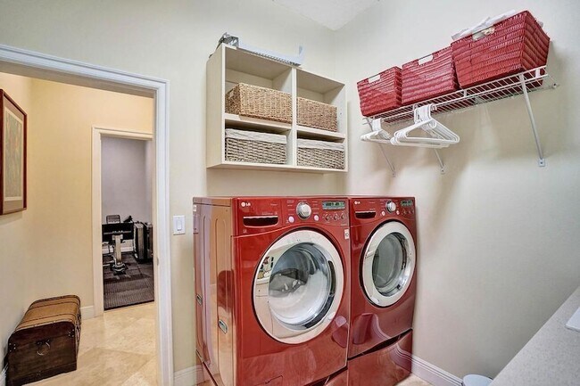 Building Photo - 14985 SW 38th St