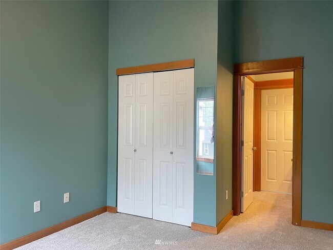 3rd Floor Bedroom - 9101 23rd Ave NE
