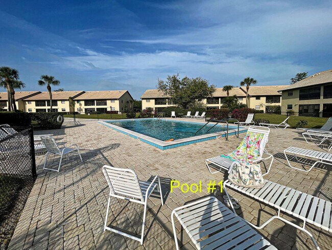 Building Photo - 2BD/2BA Mission Lakes Condo