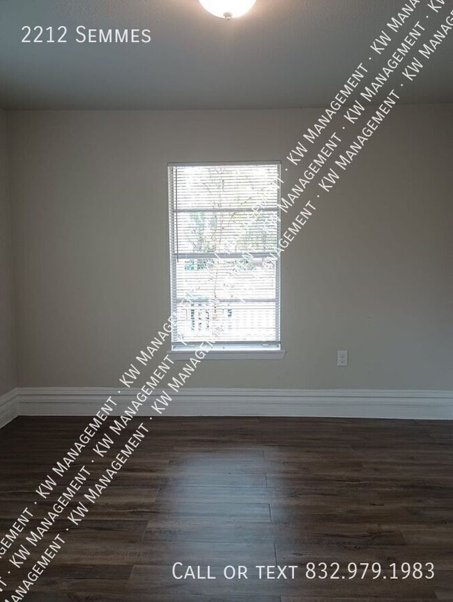 Building Photo - 2212 Semmes-