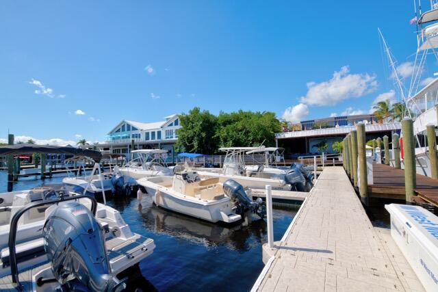 Building Photo - 5125 SE Matousek St