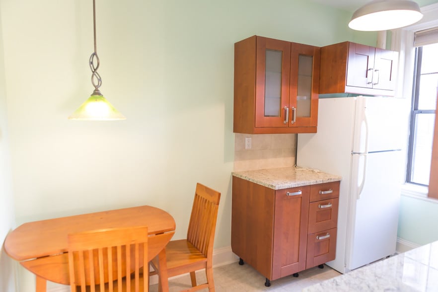 kitchen - 6 Sutherland Rd