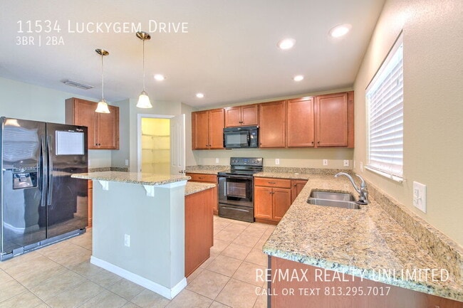 Building Photo - 11534 Luckygem Dr