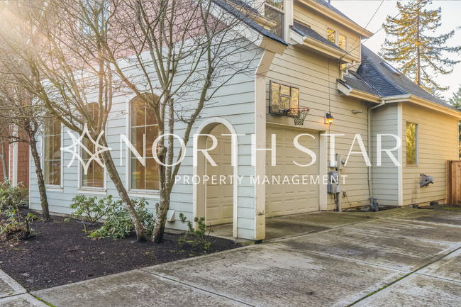 Building Photo - Beautiful Newer SW Portland Home With Huge...