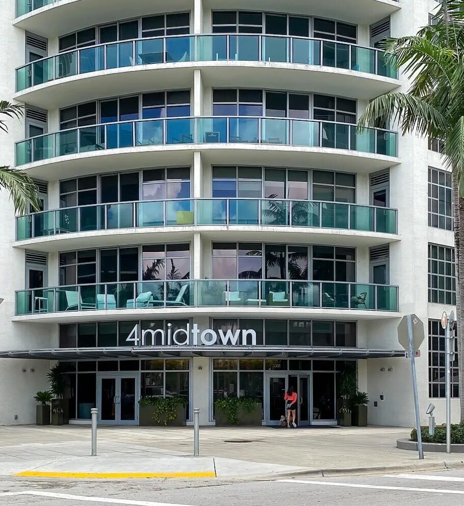 Building Photo - 3301 NE 1st Ave