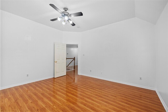 Building Photo - 2106 Hawks Rd