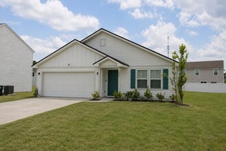Building Photo - 4BR/2BA in Woodbine, GA