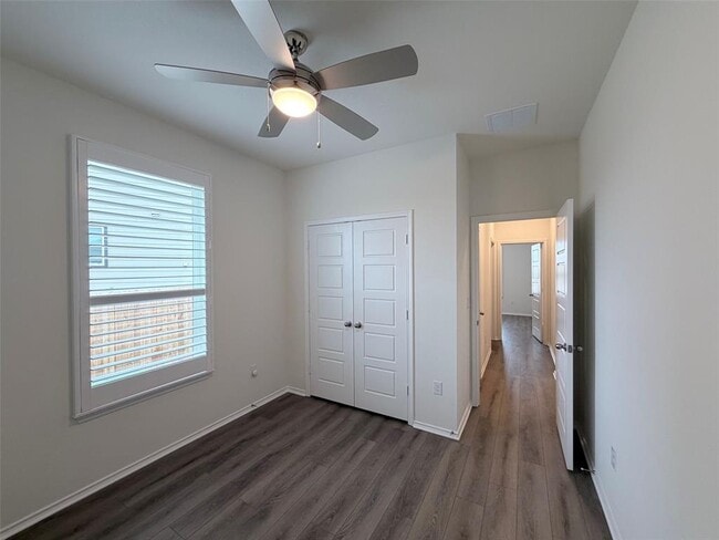 Building Photo - 12901 Staywell Wy