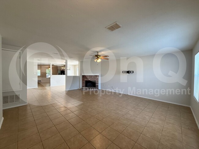 Building Photo - 4240 Hunters Creek Dr