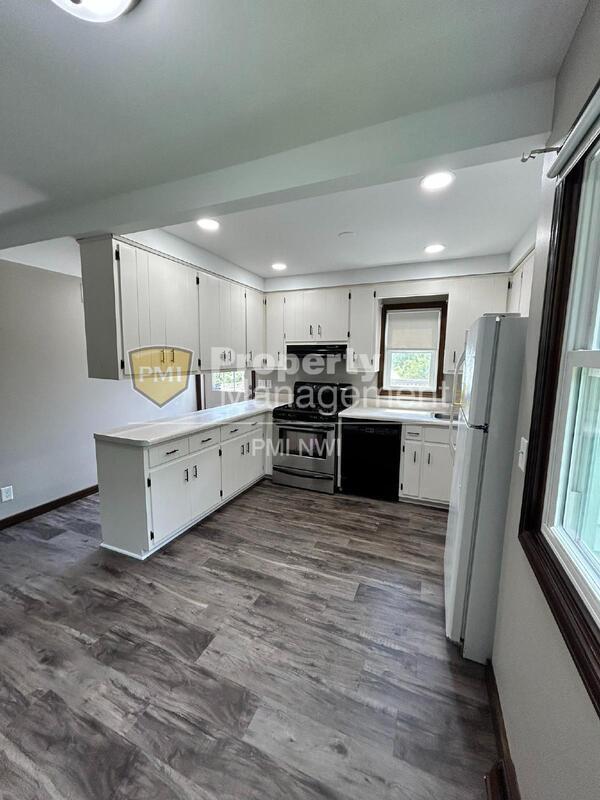 Building Photo - 12419 Cedar Lake Rd