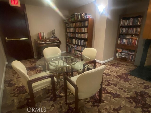 Building Photo - 140 Linden Ave