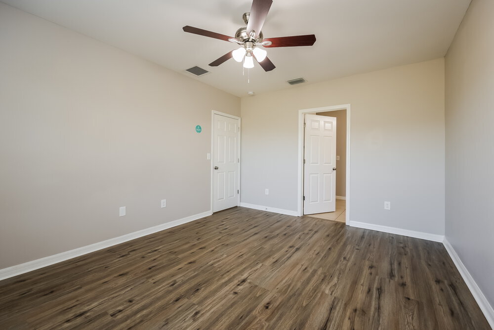 Building Photo - 509 SW 11th Ave