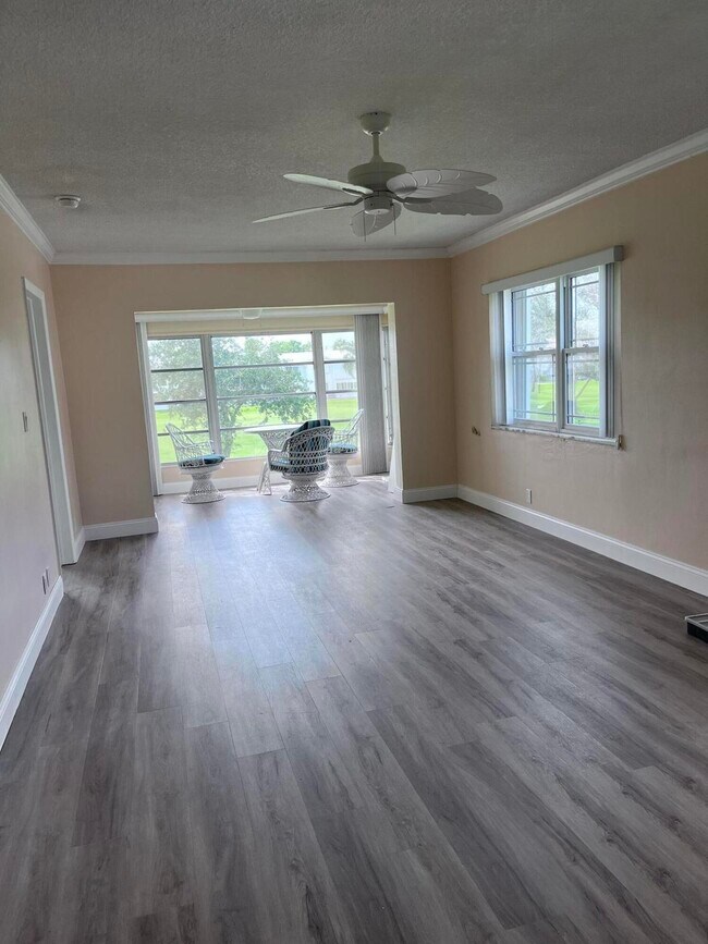 Building Photo - 251 S Golf Blvd