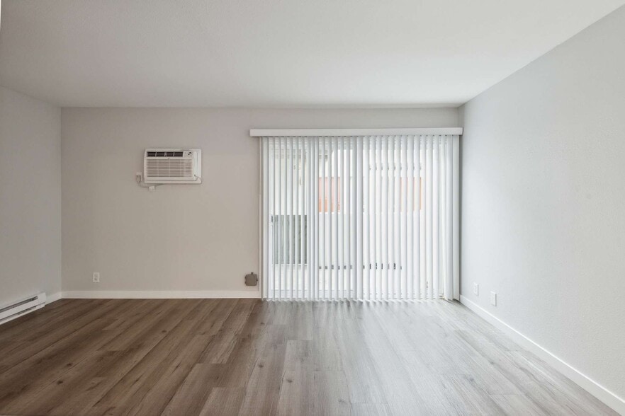 Building Photo - 15745 Francisquito Ave