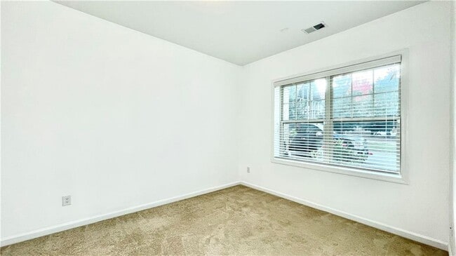 Building Photo - 436 Fieldview Ln