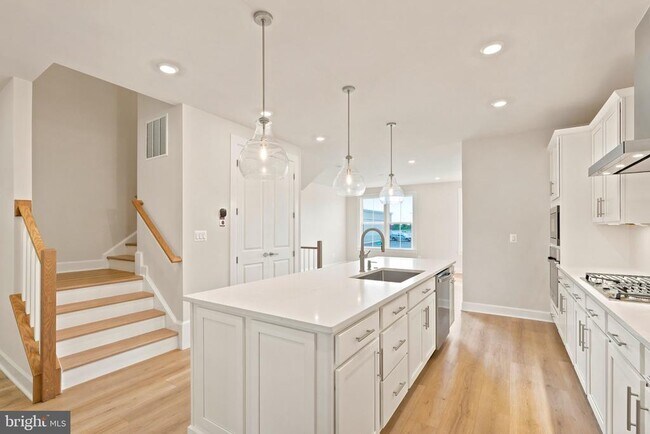 Building Photo - 11152 Lanier Farm Lp