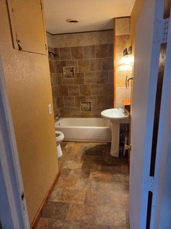 Building Photo - 1224 Delaware