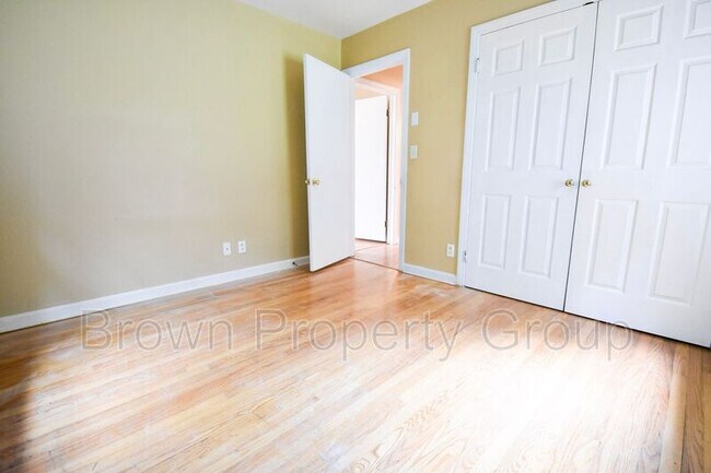 Building Photo - 7517 Kisco Dr