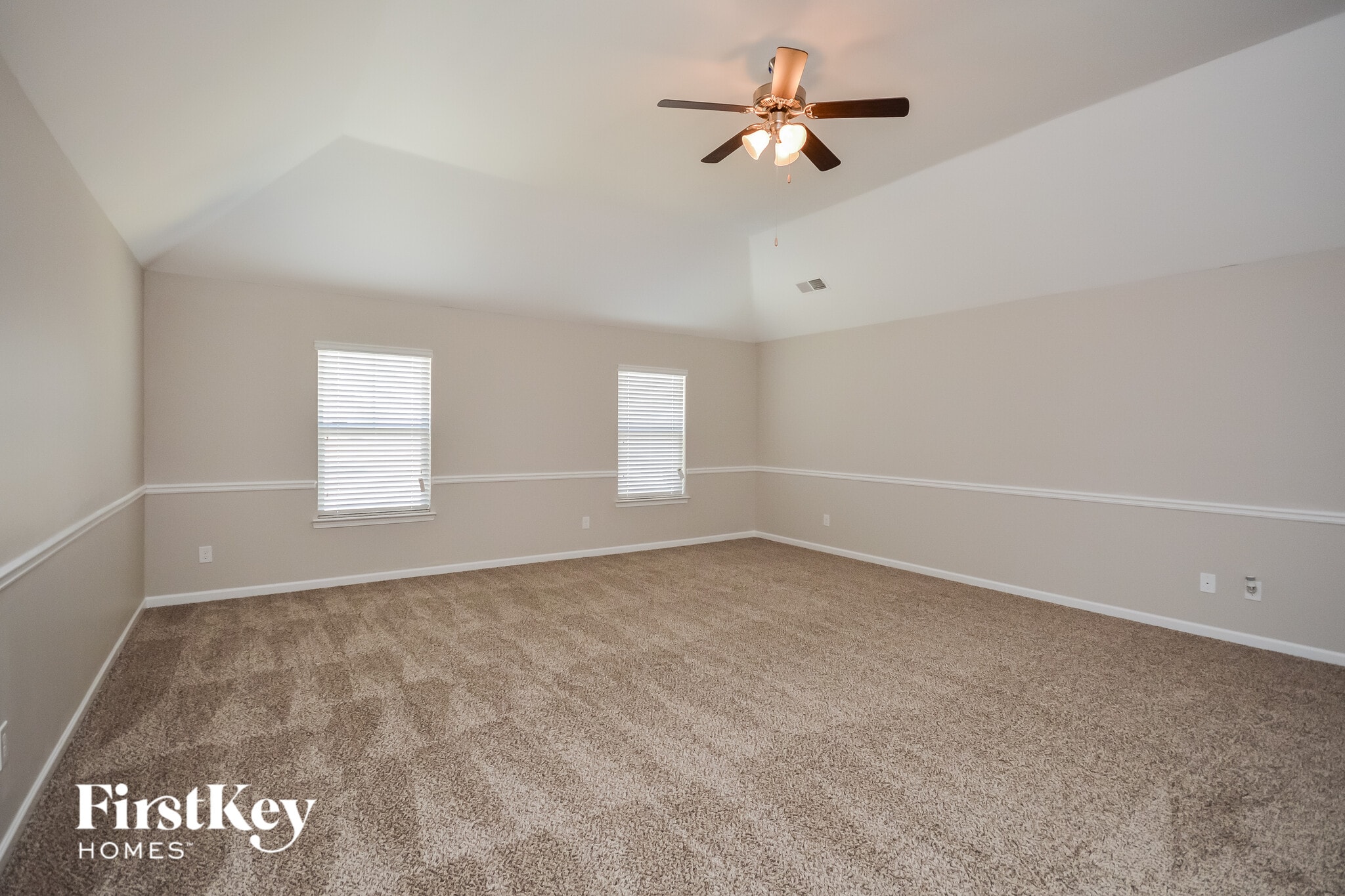 Building Photo - 1707 Carolina Pl SE