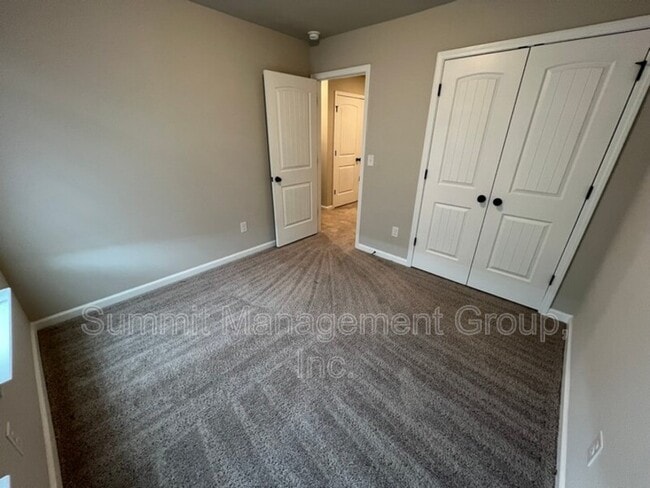 Building Photo - 130 Skipjack Ct