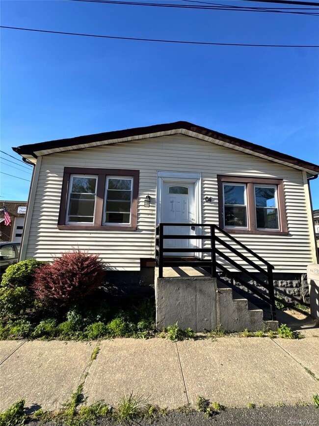 Building Photo - 64 Sprague Ave