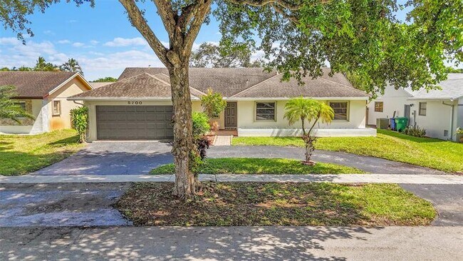 Building Photo - 5700 SW 120th Ave