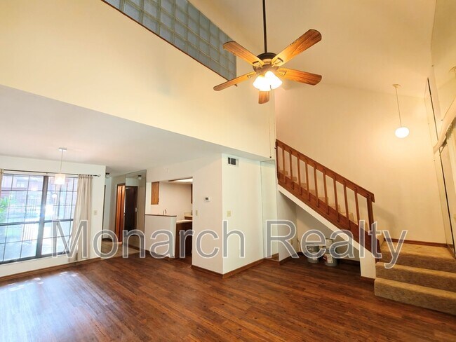 Building Photo - 830 SW 56th Terrace