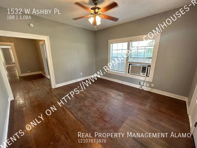 Building Photo - Charming 1-Bedroom Duplex Near Downtown Sa...