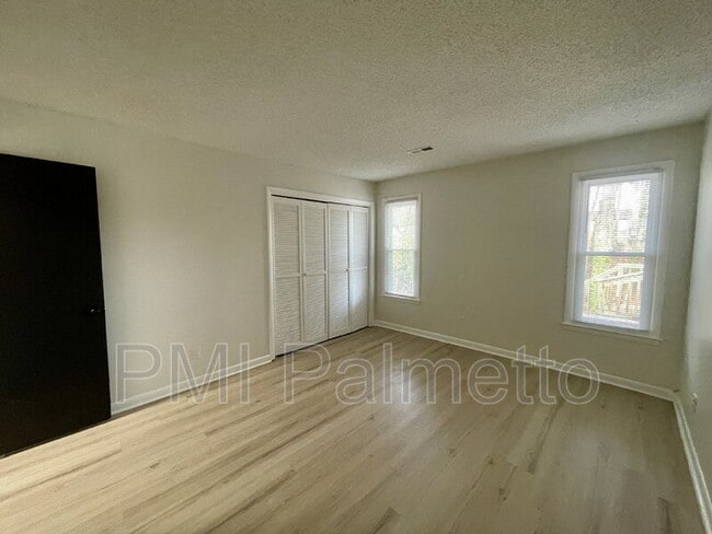 Building Photo - 1422 Beaver Dam Rd