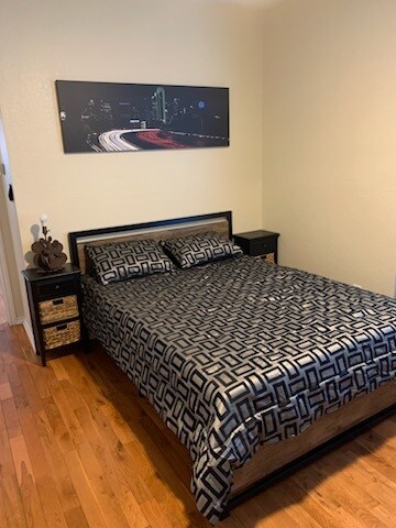 Building Photo - 7151 Gaston Ave