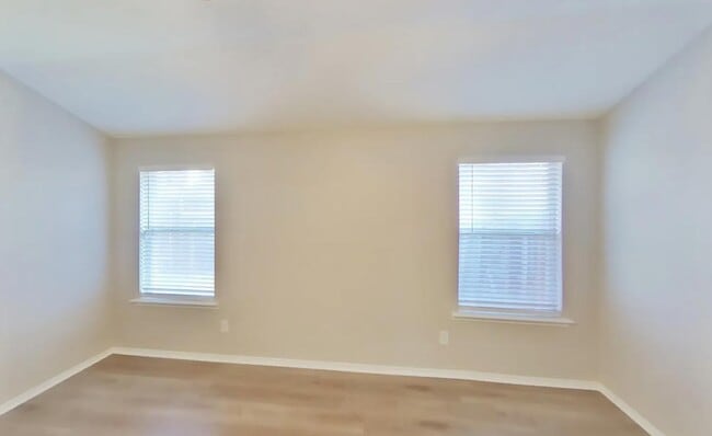 Building Photo - Comfortable Living, Beautiful Spaces — 3-Bedroom Home