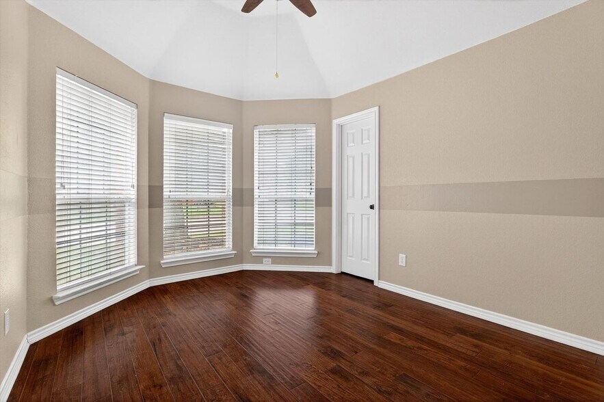 Building Photo - 3004 Teal Ln