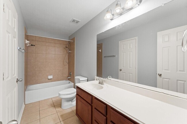 Building Photo - 3618 Bluebonnet Trace Dr