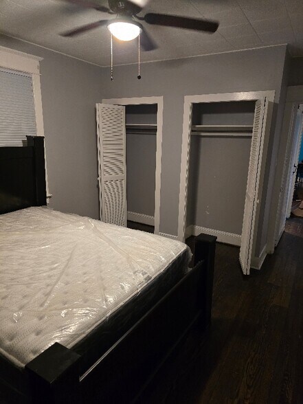 Building Photo - 228 Homecrest Ave