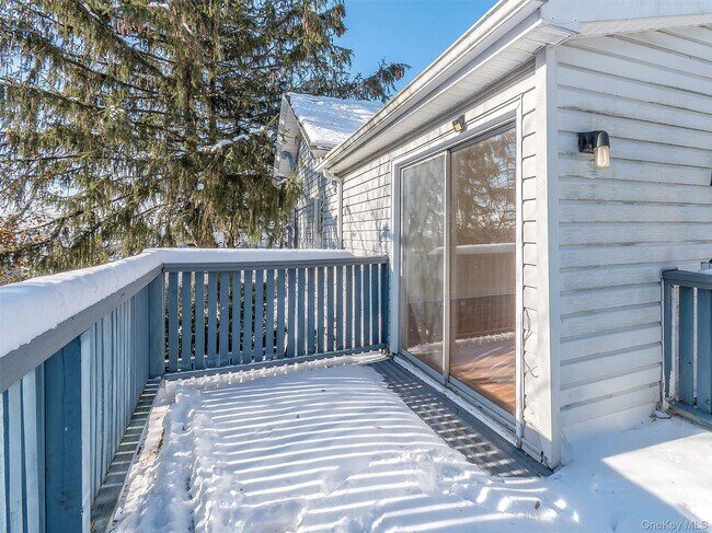 Building Photo - 12 Rams Hill