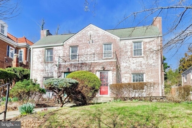 Building Photo - 5138 Nebraska Ave NW