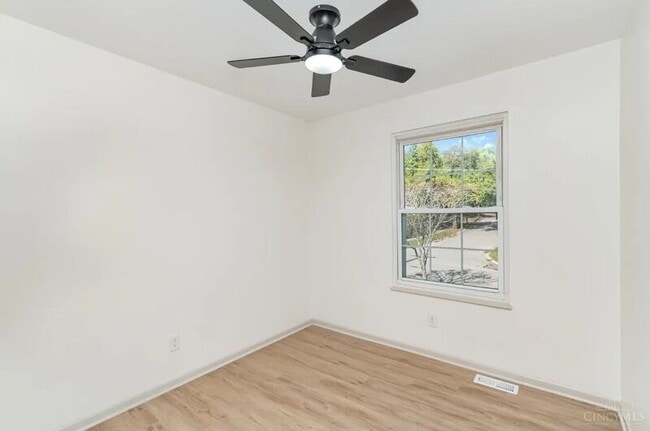 Building Photo - 6055 Tridale Ct